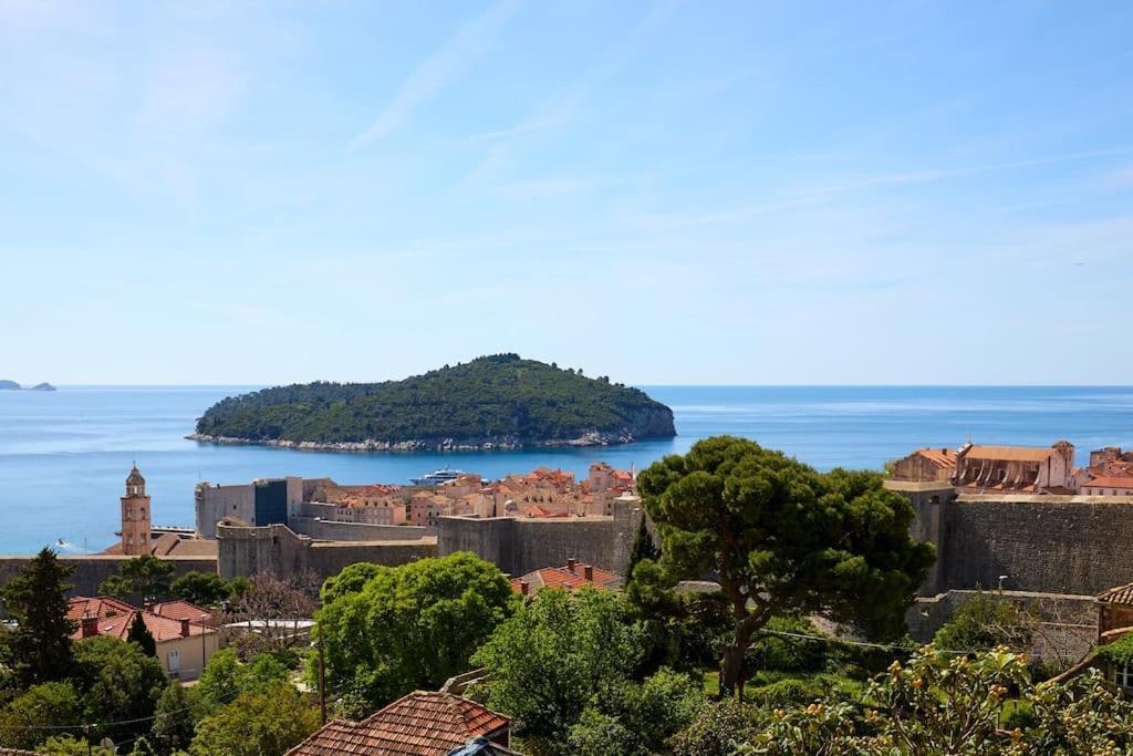 New & Stunning Views In Luxury 5* Divona