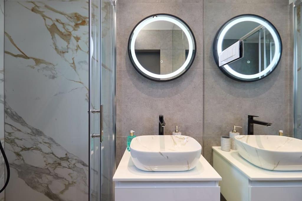 Apartment New & Stunning Views In Luxury 5* Divona
