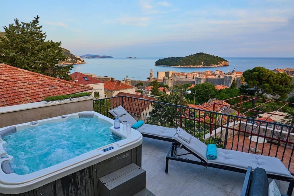 Apartment New & Stunning Views In Luxury 5* Divona *